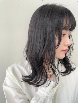 シロ(SiLO) ミディアム○透け感暗色グレー