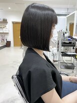 オウル(Owll) 【Owll】大人前下がりボブ ブルーブラック