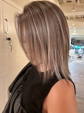 ウォンク(WONK.) [WONK.] 軽めボブ グレージュバレイヤージュ