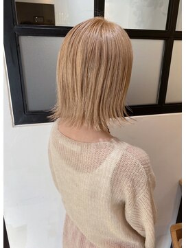 ウィーブス セタガヤ(weaves -SETAGAYA-) シルキーベージュ×外ハネデザインカラー【weaves-SETAGAYA-】