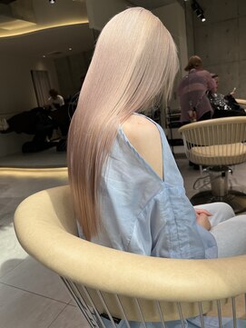 ロンド レア 天神大名店(Lond Le’a) ダブルカラー/インナーカラー/イヤリングカラー/ペールベージュ