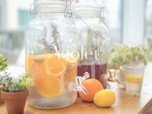 バイオレットジェム(Violet`jem)の雰囲気（カフェ風サロンなので毎月ドリンクも変わります！）