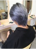ヘアカラー（プラチナカラー）