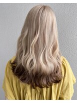 エレン バイ アルティナ(Ellen by artina)&nbsp;タヌキカラー_ホワイトベージュ_毛先ブラウン_オンブレ2