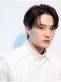 韓国ヘアカルマパーマコンマバングセンターパート黒髪ウルフ