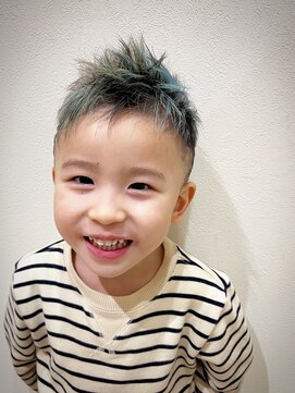 デザイニングヘアードゥ(designing hair Deux) キッズパンクスパイキーショート