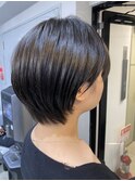 前髪 ブルーブラック 似合わせカット ショートヘア 小顔"