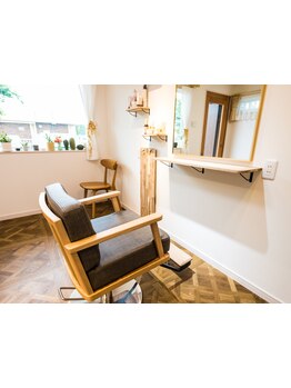 1席のみの完全プライベートサロン♪お悩みも相談しやすいから、周りを気にせずリラックスして過ごせます。