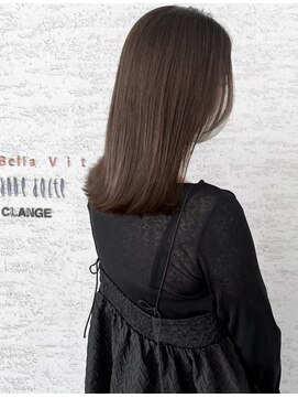 ベラビータ 田宮店(BellaVita) ミディアムボブ