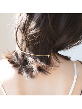 ミットバイツリー センター北(mit by tree) くびれヘアグラデーションカラーフェイスフレーミング鎖骨ミディ