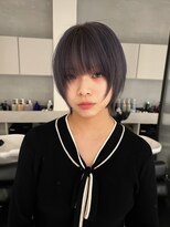 ブランコトレス 鏡島(BLANCO tres)&nbsp;レイヤー/ミニウルフ/ウルフカット/顔周り/ラベンダーグレー