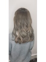 モードケイズ 阿倍野店(MODE K’s) ハイグレーアッシュカラー