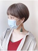 【morio原宿】大人耳かけマッシュショート ミルクティーベージュ