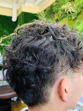 レガーロ(regalo) ブロック・ショートレイヤー・スパイラル