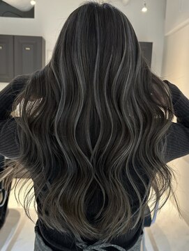 ヨロ 小岩(YOLO) ハイライトカラーミルクティーベージュケアブリーチダブルカラー