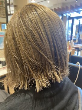 フレンズ 山鼻店(friend's) シャドールーツバレイヤージュ