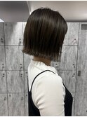 グレージュボブ ぱつっとボブ