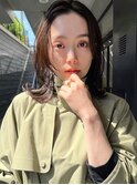 大人やわらかレイヤーミディアム×長め前髪×外ハネヘア