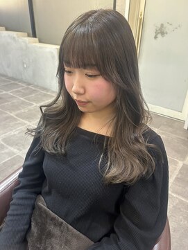 アンダーバーホワイト 広島 本通店(_WHITE) オリーブグレージュ