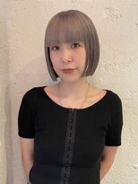 ルーム(Loom.)&nbsp;ハイトーンボブぱっつん前髪ボブミニボブ切りっぱなしボブ