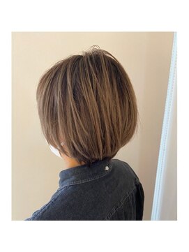 プラスワン 自由が丘(+ONE) ベージュハイライト