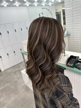 エイト 川崎店(EIGHT) コントラストハイライト[髪質改善/ブリーチ/ダブルカラー/川崎］