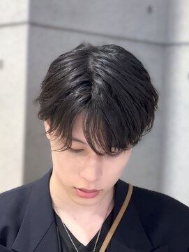 リンダ(LYNDA) シースルーマッシュ/ニュアンスフェザーパーマ/韓国メンズヘア