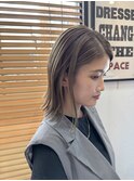 ナチュラルストレート×切りっぱなしミディ