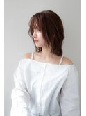 抜け感で余白の美を感じさせる、知的モードレイヤー