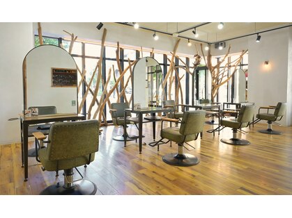 ラグヘアーワークス(LAG HAIR WORKS)の写真