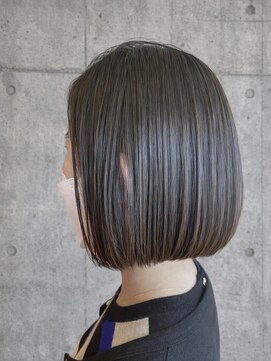 DAMANI 表参道 髪質改善/ヘッドスパ/ハイライト/白髪染め/白髪ぼかし/縮毛矯正 似合わせカット/ミディアムレイヤーカット[表参道駅]