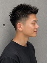 クリアオム 蕨(CLEAR homme) メンズ アップバングショート テーパーフェード 黒髪