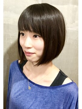 ダブルアームズ(W ARMS) オトナ女子なボブ。