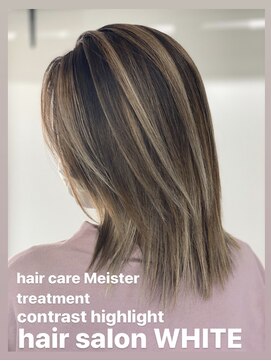 ホワイト(WHITE) カラー