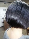 イメチェン黒髪グラデーションボブ