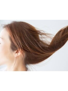 髪と頭皮に優しい"オーガニックハーブカラー"使用◇天然由来の保湿成分でうるおい・艶めく髪色を実現します