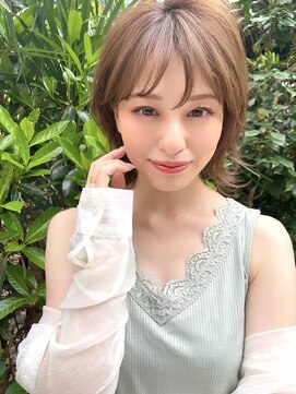 サングース(Sungoose) 【サングース東海林】外ハネ抜け感ボブ×ミルキーベージュ