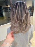 超人気！レイヤーカット×バレイヤージュ_透けホワイトアッシュ_