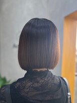 オーストヘアー リュウール(Aust hair Lueur) 前下がりボブ× 艶ブラウン