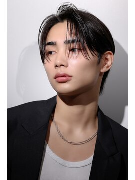 リップスヘアー 銀座(LIPPS hair) こぼれ前髪センターパート