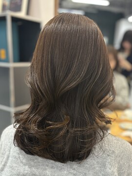 ソピ バイ インビテーション(sopi by invitation) マロンベージュ