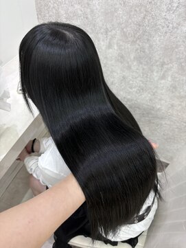 ラビス(Lovis) 似合わせカット/メルティカラー/着物ヘア/フェミニンロング