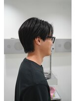 イル 天神大名店(ill)&nbsp;センターパート/地毛風ストレート