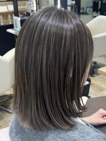 ジュイール(jouir)&nbsp;三鷹ショートボブくびれショートイルミナカラー顔周りレイヤー