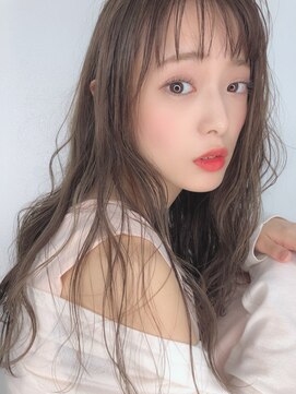 イニー(YNNIE) 韓国風パーマ