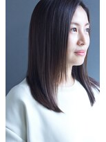 美容室 ロハン まとまり易いストレートヘアー