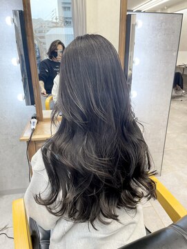 ロイオブジゼル(roi of GiseL) 色気ロング暗髪【博多天神】@halu_the_world