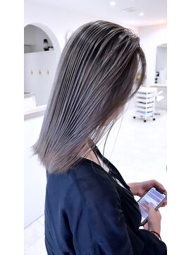 ヨーロ(yolo) シャドールーツ