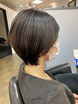 アナ ラーナ(Anna Lanna)&nbsp;カットのみ！小顔に見えるすっきりショート＊森本ひろか＊