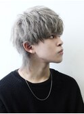 金髪ツーブロックマッシュウルフハイトーンカラー絶壁対策